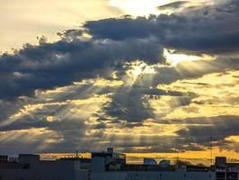 sonnenaufgang über kansas city staat kansas foto