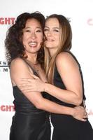 los angeles 2. märz - sandra oh, alicia silverstone bei der catfight-premiere in los angeles im cinefamily theater am 2. märz 2017 in los angeles, ca foto