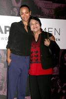 los angeles nov 2 - zoe saldana, dolores huerta beim power women summit freitag im intercontinental los angeles am 2. november 2018 in los angeles, ca foto