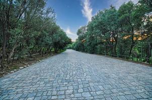 Fußweg zur Akropolis von Athen foto