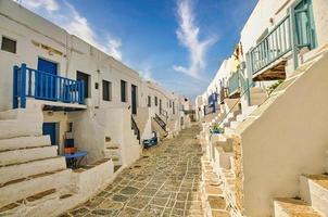 kastro schmale straße in chora folegandros foto