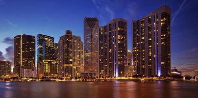 Miami Skyline in der Nacht