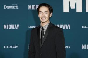 Los Angeles 5. Nov. - Mikael Conde bei der Midway-Premiere im Village Theatre am 5. November 2019 in Westwood, ca foto