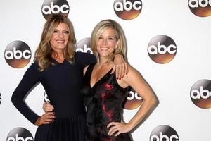 los angeles jan 10 - michelle stafford, laura wright bei der disney abc tv tca winter 2017 party im langham hotel am 10. januar 2017 in pasadena, ca foto