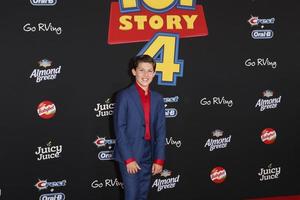 los angeles jun 11 - jackson dollinger bei der toy story 4 premiere im el capitan theater am 11. juni 2019 in los angeles, ca foto