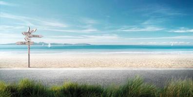 schöne Strandstraße verwischt absichtlich das Gras vor foto