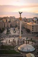 maidan nezalezhnosti in kiew, ukraine foto