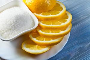 Zitrone mit Zucker foto