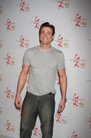 los angeles, 26. märz - daniel goddard nimmt am 26. märz 2013 in los angeles, ca foto