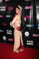 los angeles, feb 17 - ben delacreme bei der rupauls drag race staffel 6 premiere party im hollywood roosevelt hotel am 17. februar 2014 in los angeles, ca foto