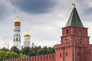 Moskauer Kremlgebäude im Sommer foto