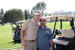 Los Angeles, 16. April - Jack Wagner, Joe Pesci beim Jack-Wagner-Golfturnier der Leukämie- und Lymphomgesellschaft auf dem Lakeside-Golfplatz am 16. April 2012 in Toluca Lake, ca foto