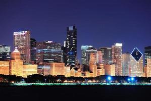 Chicago Skyline in der Abenddämmerung foto