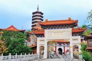 Blick auf den chinesischen Tempel foto