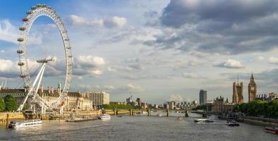 London, Großbritannien, 2014. Blick auf das London Eye foto