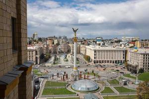 maidan nezalezhnosti in kiew, ukraine foto