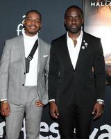 los angeles nov 13 - stephan james, shamier anderson bei der afi fest burised premiere im tcl chinese theater imax am 13. november 2021 in los angeles, ca foto