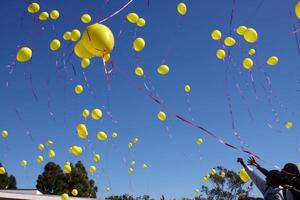 Culver City, 28. Februar – Bully Balloon Release, um das Loslassen von Negativität bei der Bully Documentary Balloon Release-Veranstaltung an der Culver City High School am 28. Februar 2013 in Culver City, ca foto