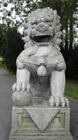 chinesische Löwenstatue foto