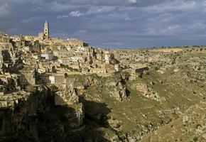 Blick über die historischen Gebäude von Matera, Italien foto