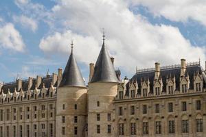 historisches gebäude in paris frankreich foto