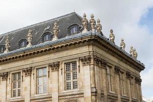 historisches gebäude in paris frankreich foto