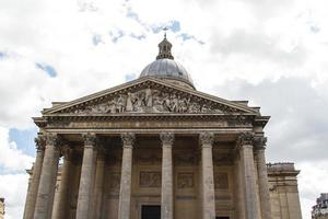 das pantheon gebäude in paris foto