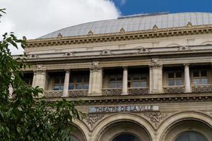 historisches gebäude in paris frankreich foto