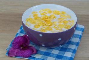 Frühstück mit Cornflakes foto