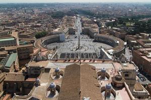 st. petersplatz von rom im vatikanstaat foto