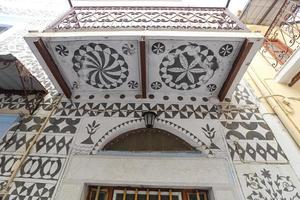 traditionelles haus in pyrgi, insel chios, griechenland foto