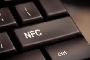 Computertastatur mit NFC-Technologie foto