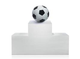 weißer Sockel mit Ball isoliert auf weißem Hintergrund foto