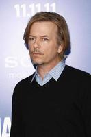 los angeles, 6. nov - david spade bei der jack and jill premiere im village theater am 6. november 2011 in westwood, ca foto