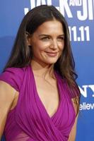 los angeles, 6. nov - katie holmes bei der jack and jill premiere im village theater am 6. november 2011 in westwood, ca foto