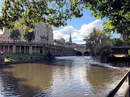 ein blick auf die stadt bath in der nachmittagssonne foto