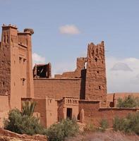 die beeindruckenden lehmstrukturen und gebäude von ait ben haddou in marokko foto