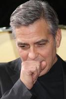 los angeles, 1. feb - george clooney bei der hagel, caesar weltpremiere im village theater am 1. februar 2016 in westwood, ca foto