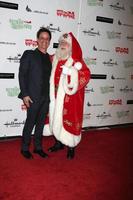 los angeles, nov 27 - christian leblanc kommt bei der hollywood christmas parade 2011 auf dem hollywood boulevard in sycamore am 27. november 2011 in los angeles, ca foto