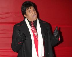 los angeles, nov 28 - erik estrada kommt bei der hollywood christmas parade 2010 am hollywood boulevard am 28. november 2010 in los angeles, ca foto