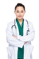 asiatischer Arzt foto