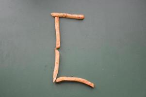 buchstaben des englischen alphabets aus pommes frites foto