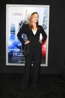 los angeles, feb 10 - jennifer ehle im robocop, los angeles premiere im tcl chinese theater am 10. februar 2014 in los angeles, ca foto