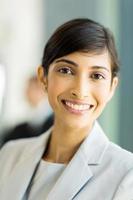 Porträt der indischen Geschäftsfrau foto