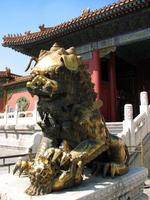 vergoldete Löwenstatue, verbotene Stadt, Peking