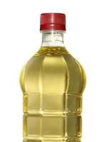 eine Flasche Palmkern-Speiseöl, isoliert auf weißem Hintergrund foto