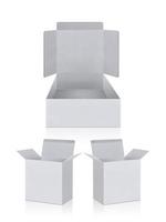 leere Verpackungsboxen - offenes Modell, isoliert auf weißem Hintergrund foto