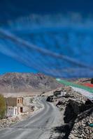 Gebetsfahne bei Leh, Ladakh, Indien foto