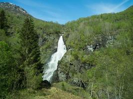 Frühlingszeit bei Flam in Norwegen foto