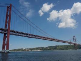 lissabon am tejo foto